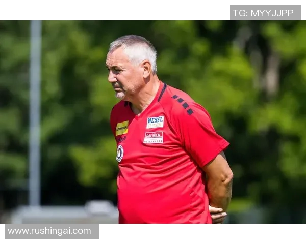 球队签下奥贝克帕,实力大增 球队签下奥贝克帕,实力大增