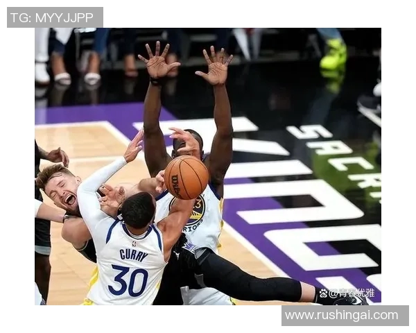 勇士与雷霆精彩对决比赛回放全程回顾与精彩瞬间分析 勇士与雷霆精彩对决比赛回放全程回顾与精彩瞬间分析