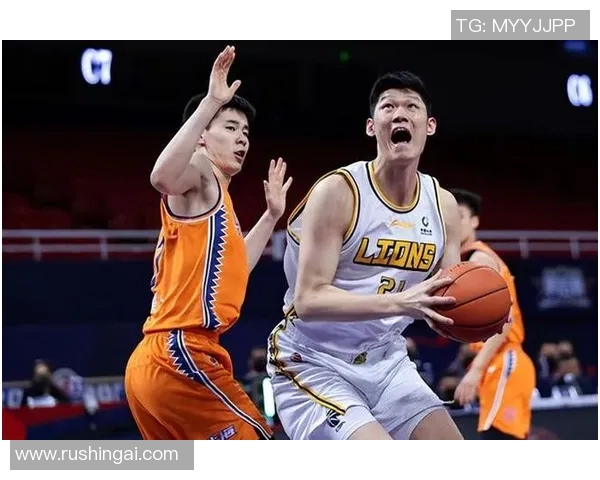 郭昊文:从青涩少年到篮球场上的璀璨明星之路探索与成长 郭昊文:从青涩少年到篮球场上的璀璨明星之路探索与成长