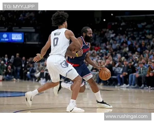 灰熊与快船季后赛对决精彩回顾及精彩瞬间分析